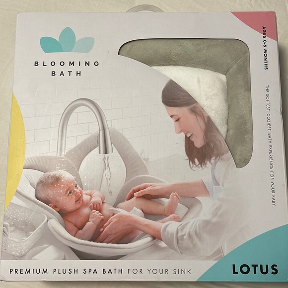 Blooming Bath Other - Brand New Lotus Blooming Bath Premium Plush Spa Bath for your Sink.